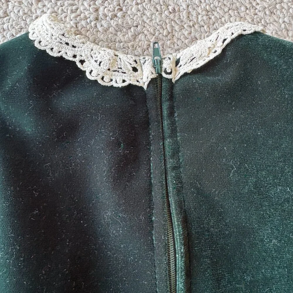 Vintage Pleasant Co Molly Dress Like Your Doll Velvet Girls 12 HTF